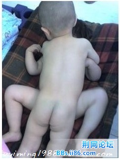  猜猜下面是个男孩还是女孩 . 是女孩也就算了 是男孩 绝对接受不了 ,