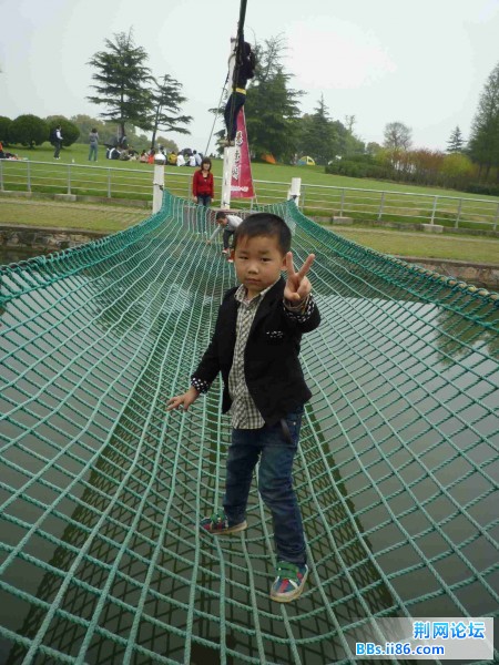 趣桥世界，好多不一样的绳索桥