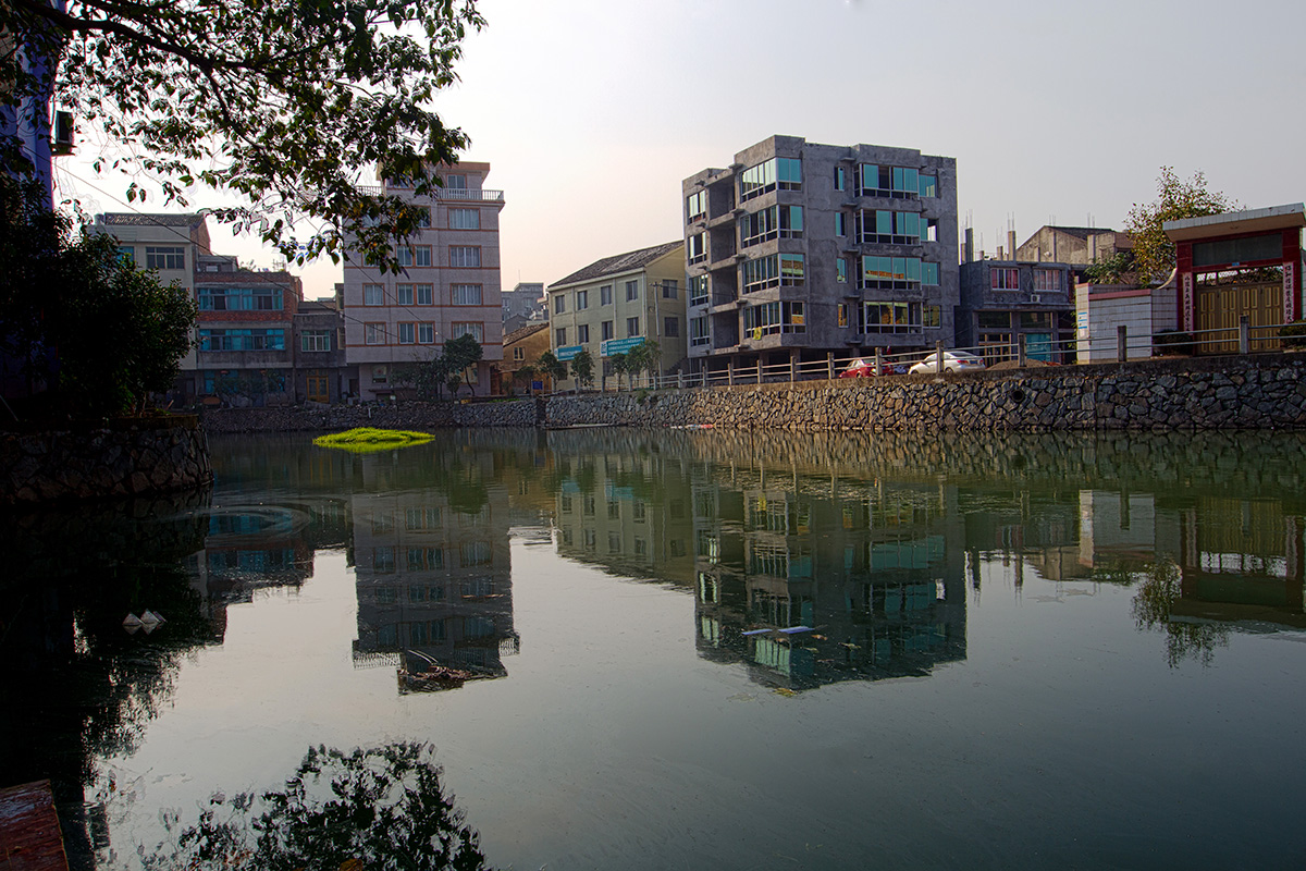 城里湖2.jpg