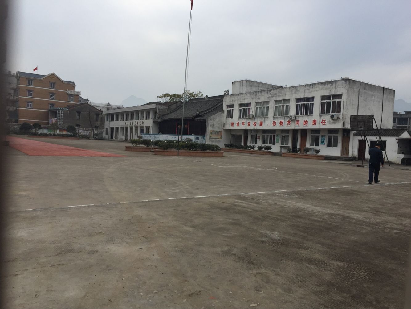 QQ图片20170320190328.jpg
