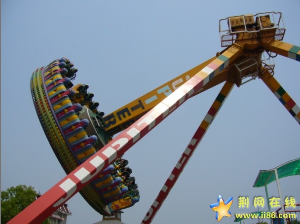 其实也不怎么怕的呀  可是好多人大叫大叫的。。