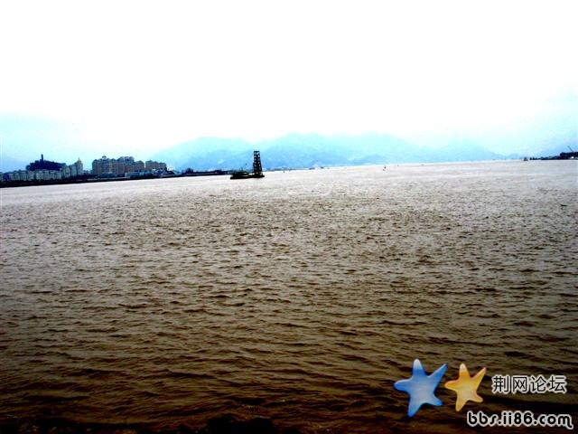 站在那里好舒服啊！