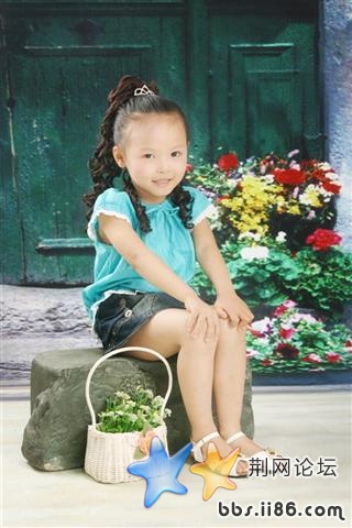 好难为情啊，你们这么多人看我！