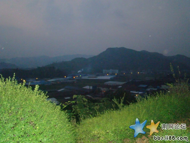 大荆工业区的一角