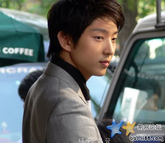 LEE JUN KI