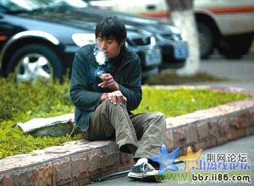 变身前，抽颗烟先酝酿一下