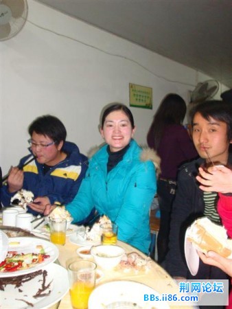 吃蛋糕 (中等).JPG