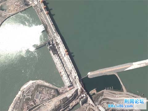 世界上最大的单一建筑工程——三峡水利枢纽