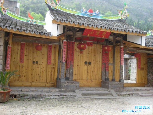 古色古香的大门