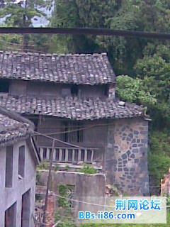 有暗，看不清楚