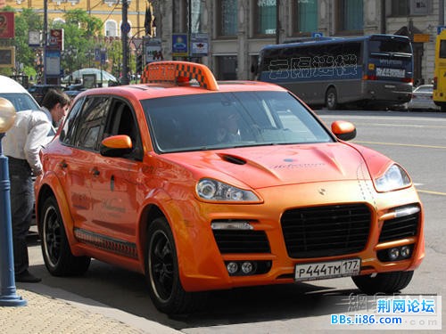 保时捷卡宴出租车！