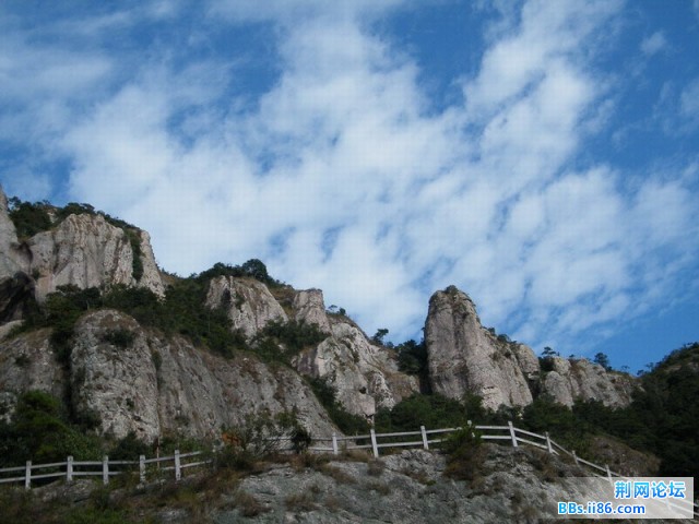 上天之路（DSCF3814玉印峰）.JPG