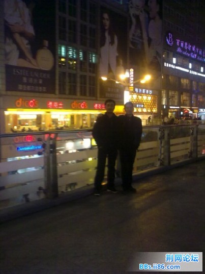 兄弟、情谊永恒。